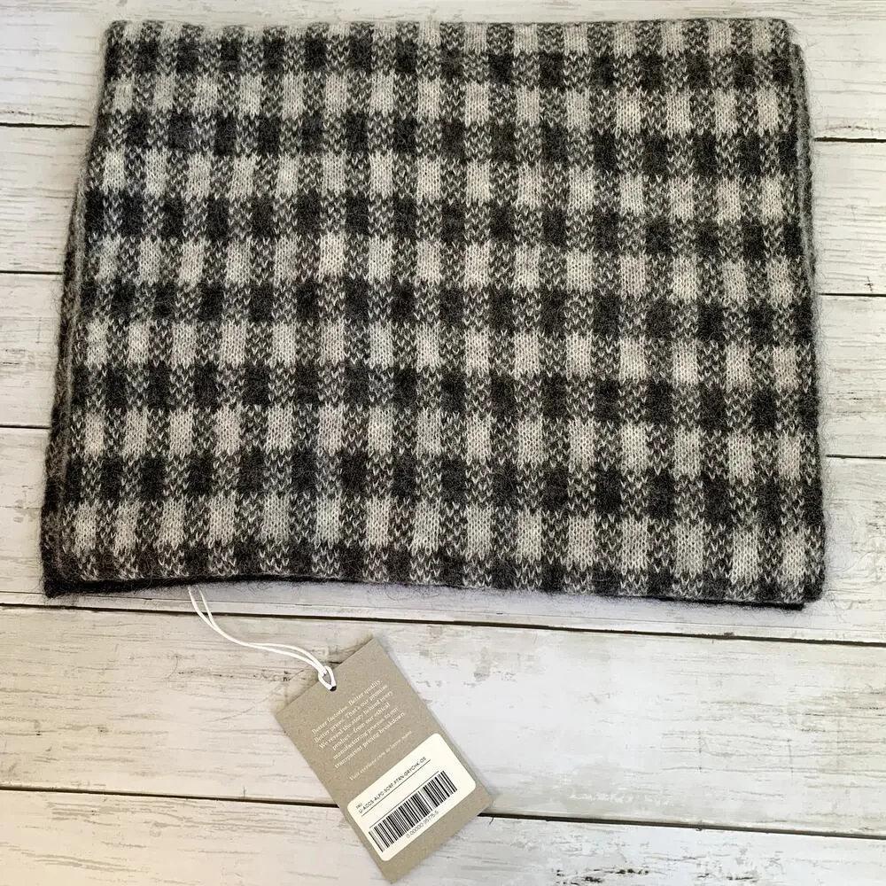 NWT Everlane The Alpaca Patterned Scarf in Gray‎ Check Christmas Gift